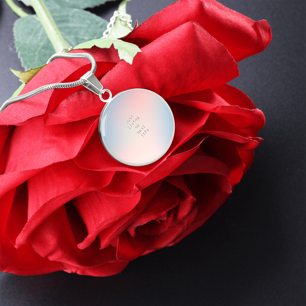 Living My Best Life – A Daily Reminder-Luxury Graphic Circle Necklace (with engraving option)