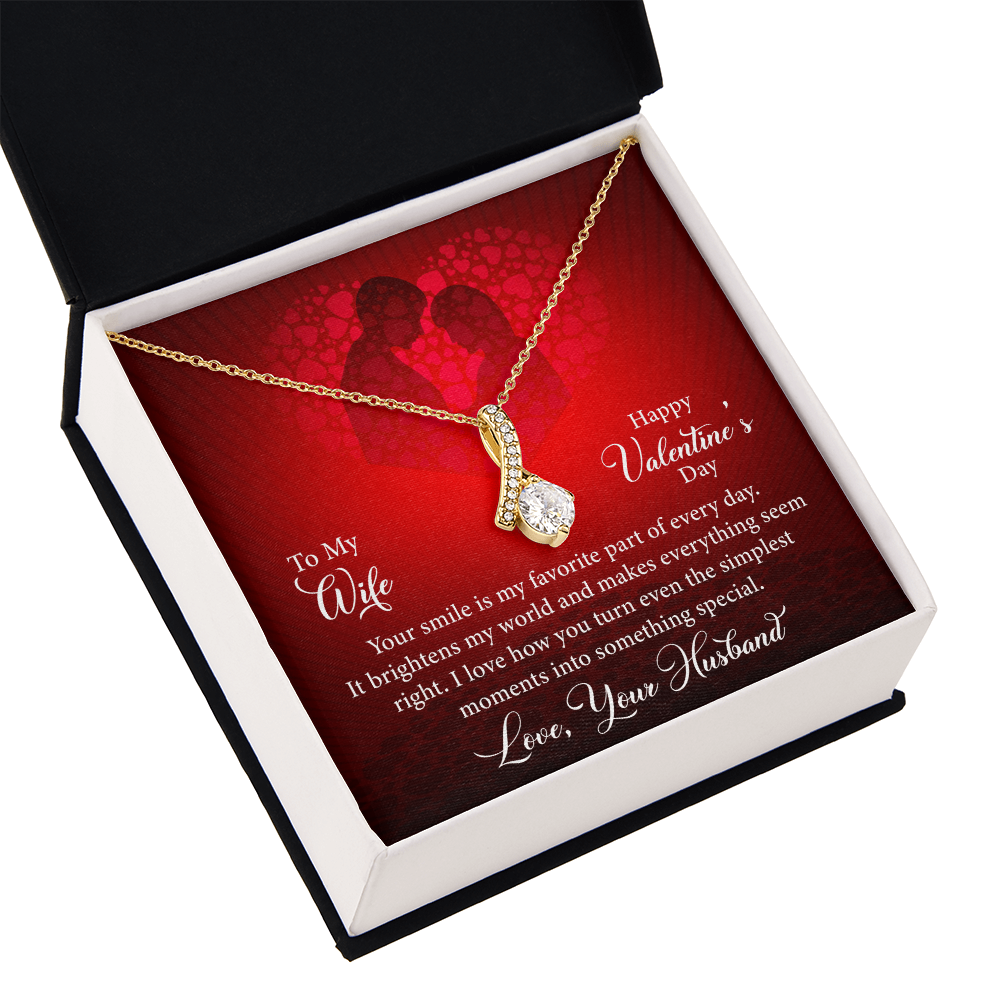 To My Wife-Your Smile Is My Favorite Part Of The Day-Happy Valentine's Day Necklace